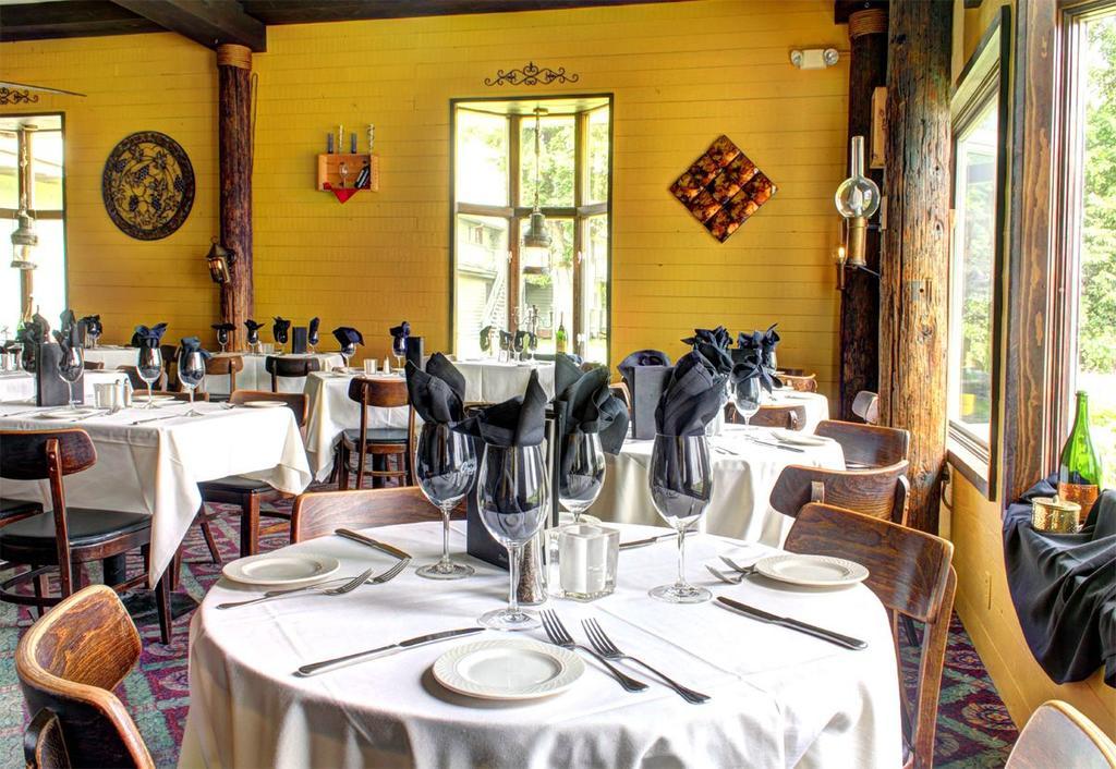 Afton House Inn Bagian luar foto