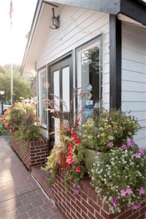 Afton House Inn Bagian luar foto