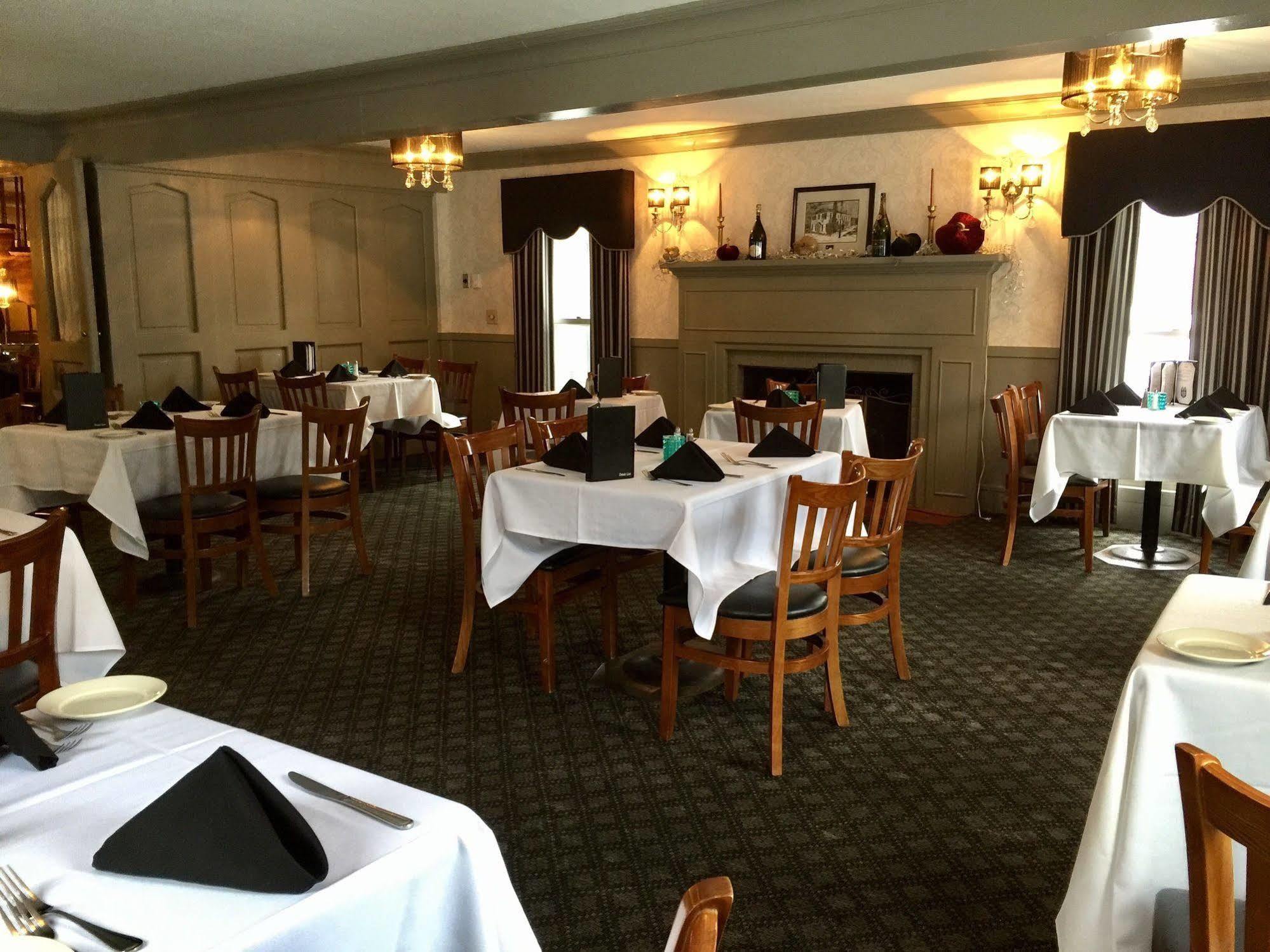 Afton House Inn Bagian luar foto